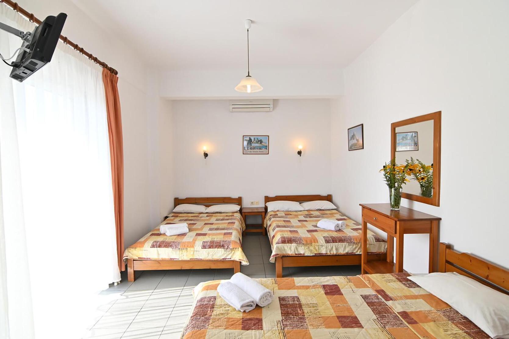 Armiriki Rooms Vrasná Exterior foto