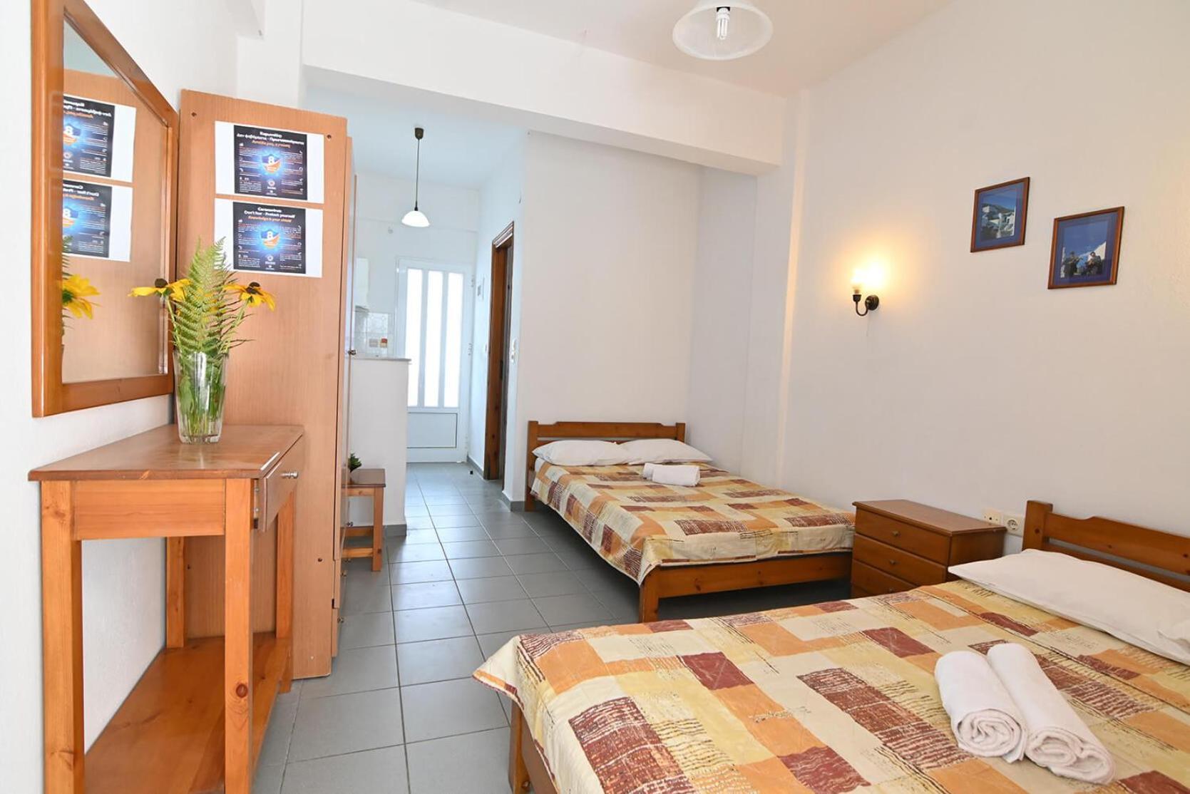 Armiriki Rooms Vrasná Exterior foto