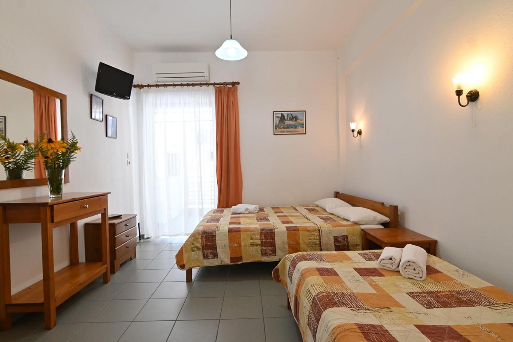 Armiriki Rooms Vrasná Exterior foto