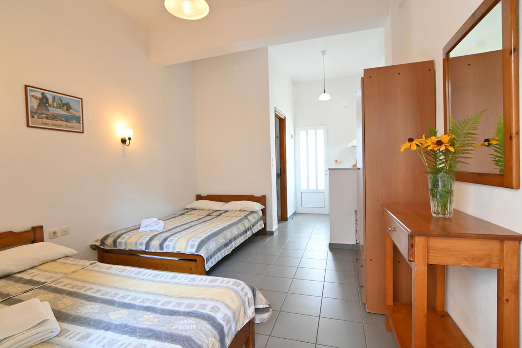 Armiriki Rooms Vrasná Exterior foto