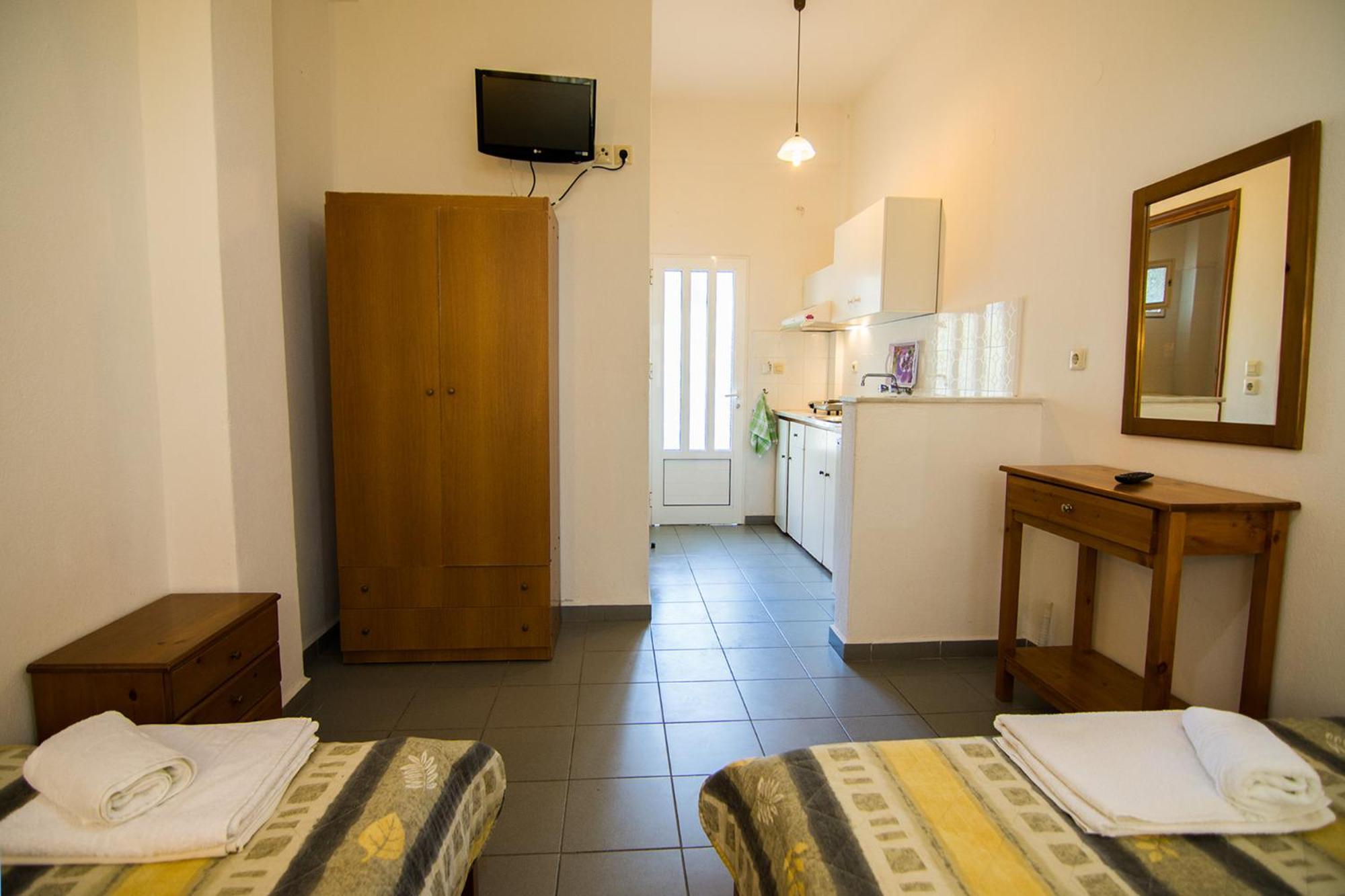 Armiriki Rooms Vrasná Exterior foto